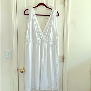 NWOT Ann Taylor Loft V Neckline Summer Dress
